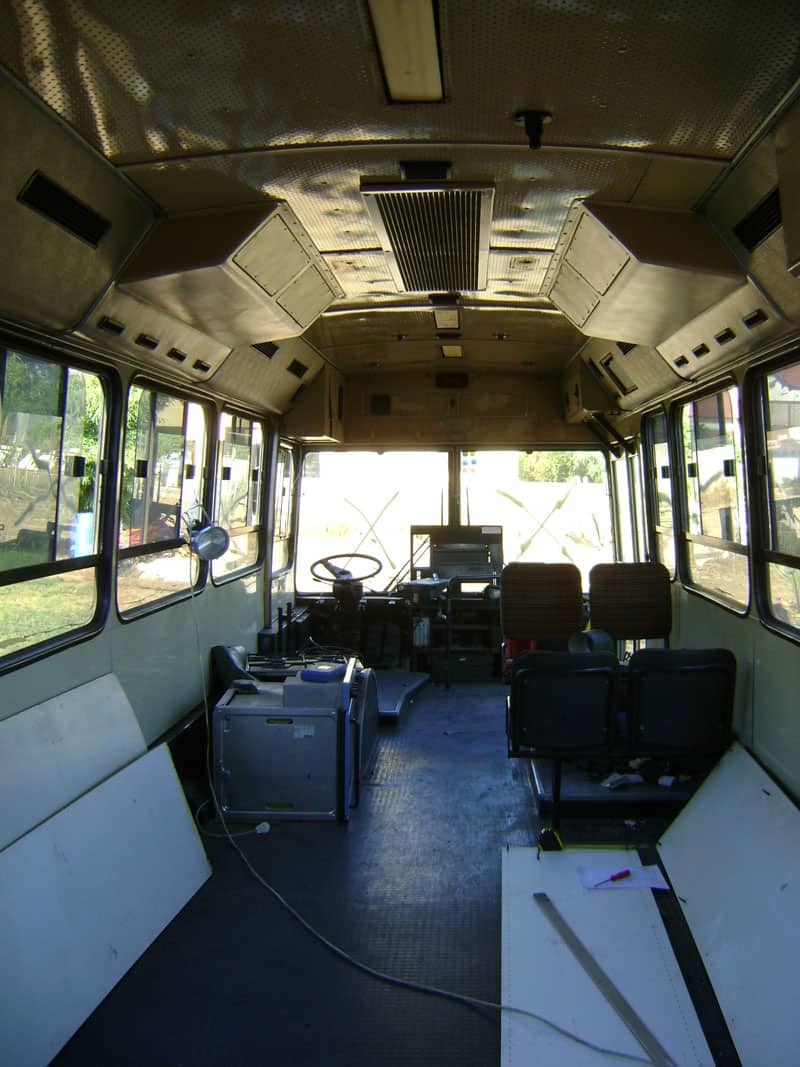 אוטובוס שהפך למגורים